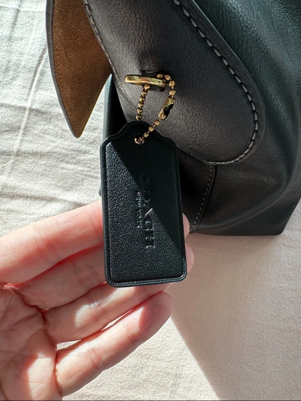 Coach Chelsea 36 Black Leather Flap Shoulder Bag - Picture 3 of 6